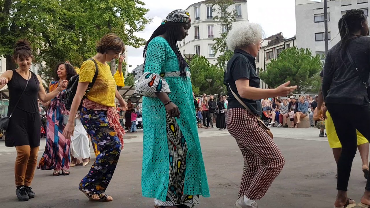 BABA SACKO ET SON GROUPE SANDIYA À PARIS 20Ème 5ÈMe partie
