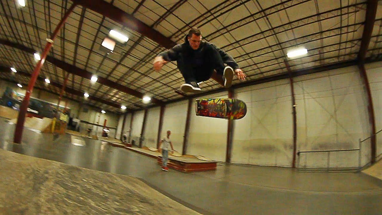 FRIDAY NIGHT AT OLLIES