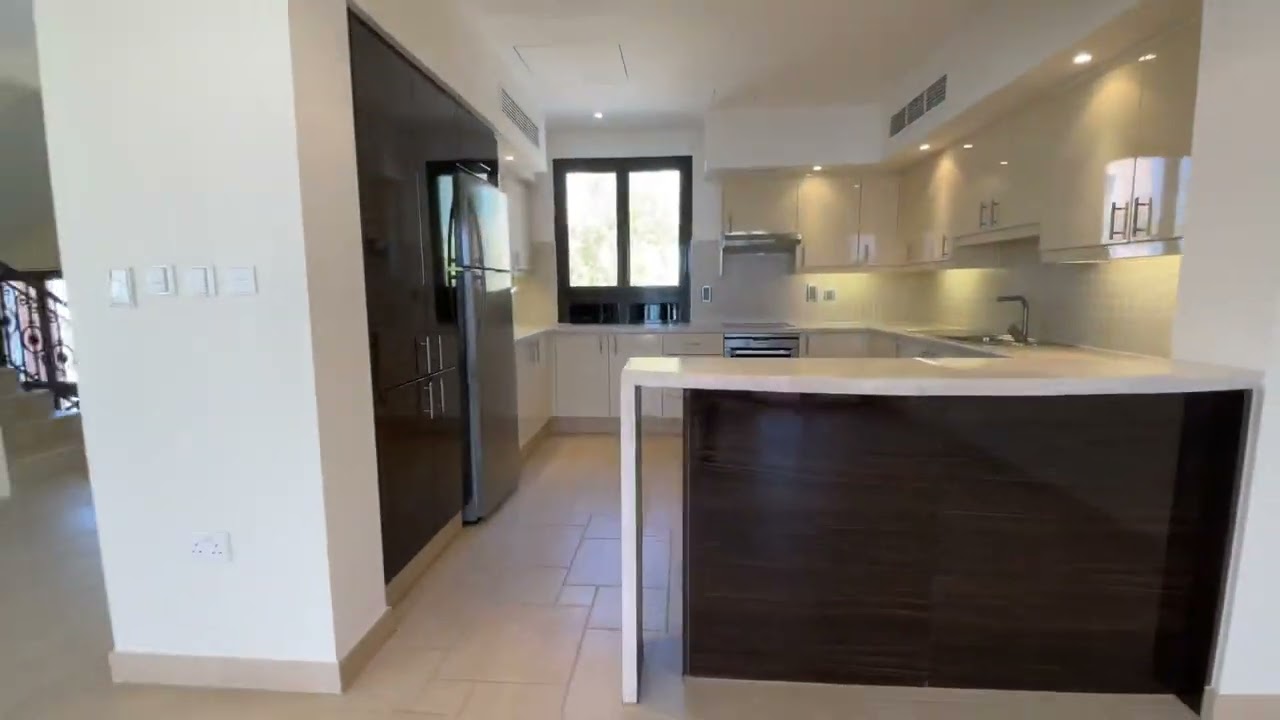 TOWNHOUSE 🏡 FOR RENT IN QANAT QUARTIER , THE PEARL ISLAND,DOHA