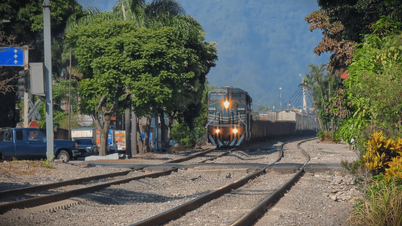 TRENES MAÑANEROS EN ORIZABA. UN POCO DE LA ACTIVIDAD EN OJO DE AGUA.
