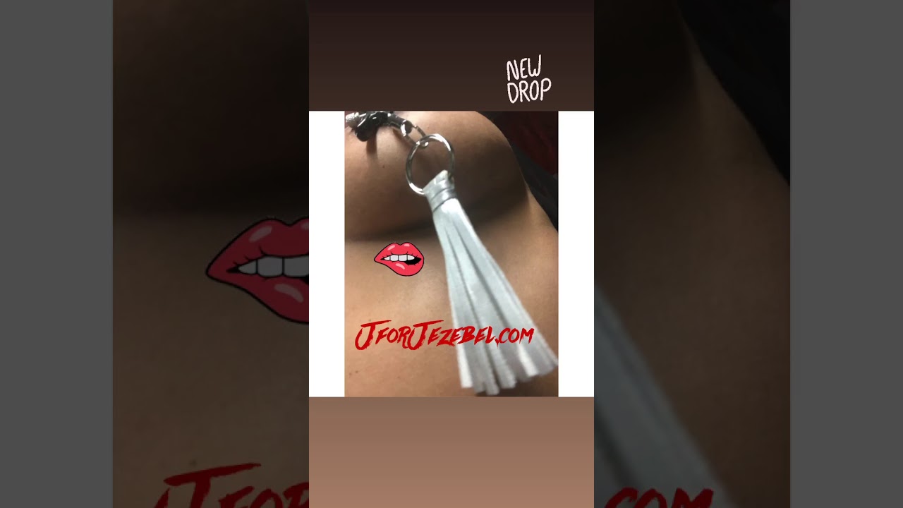 &ldquo;Fashionably Kinky&rdquo;