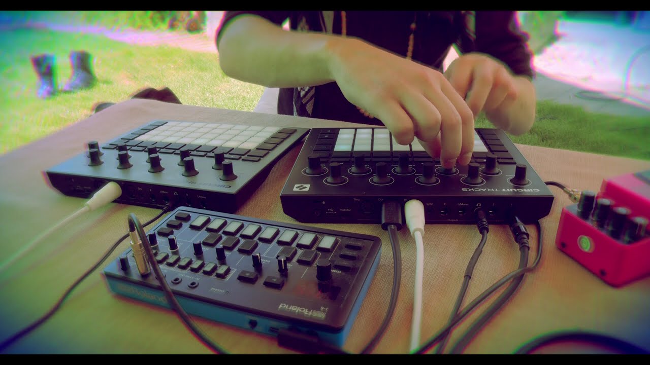 Jam - Experimental Tech House on Circuit Tracks, Rhythm, Roland J6 - improvisation