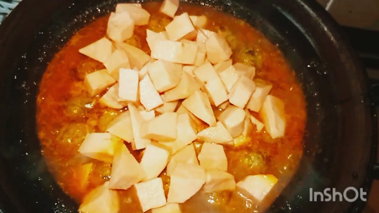 شاركت معاكم الاكله اللي كنحضروها فالسنه الأمازيغية مع طجين ديال كواري دالسردين بالبطاطا لحلوة 