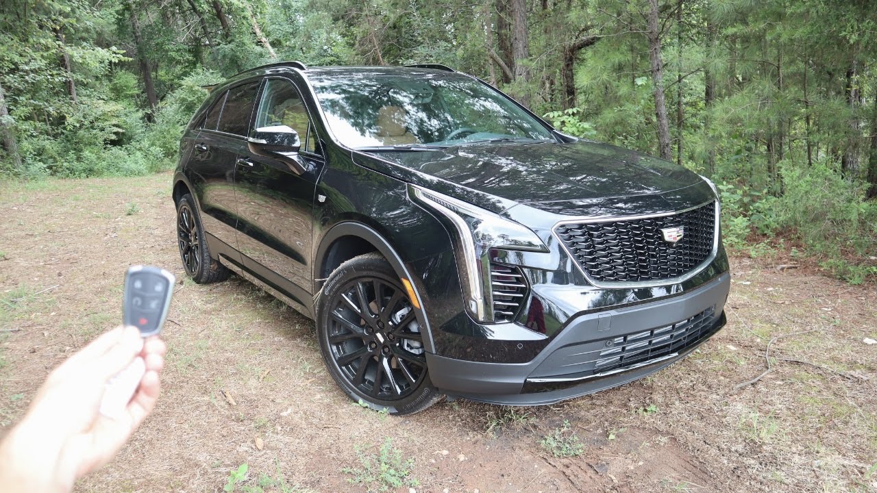 2022 Cadillac XT4 AWD Sport: Start Up, Test Drive, Walkaround, POV and Review