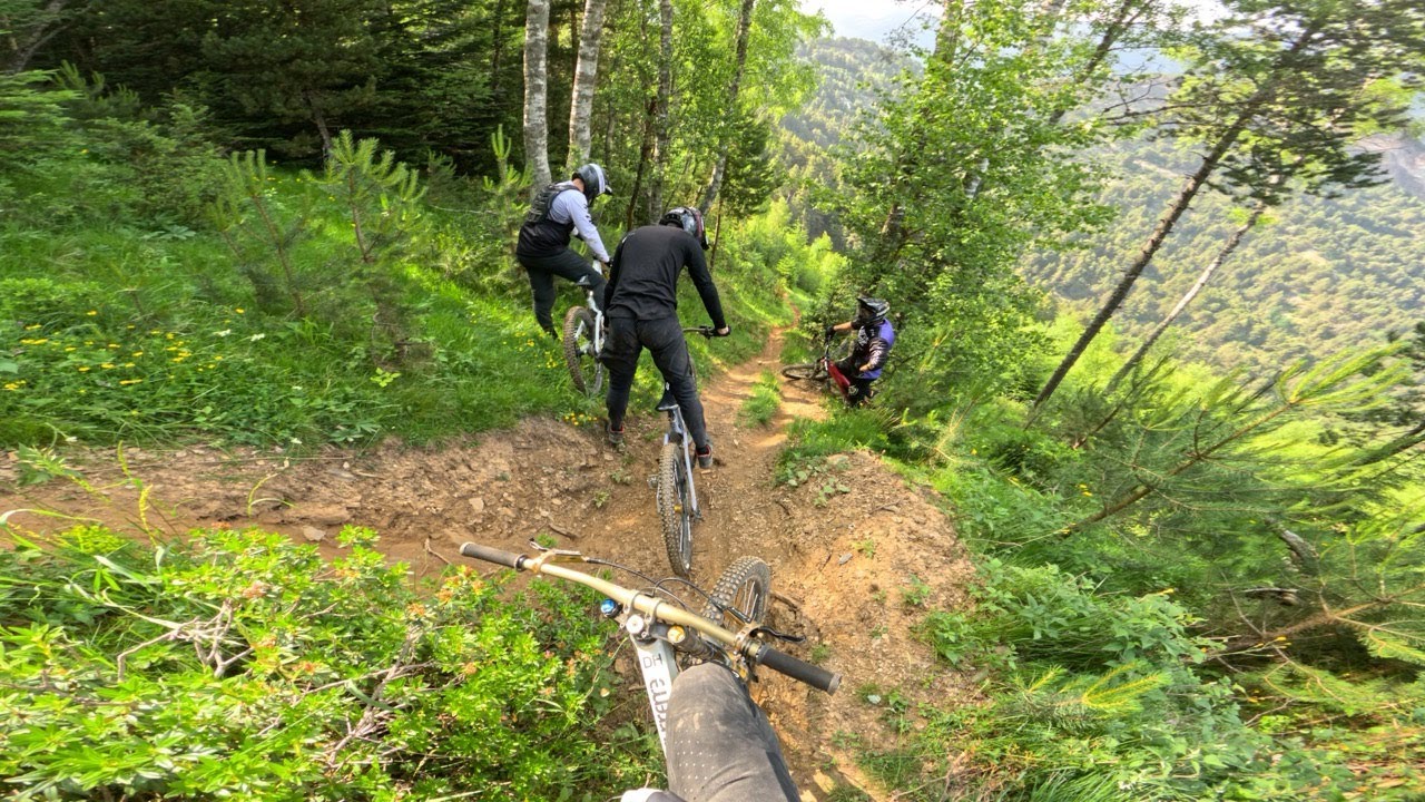 Rustiendo El Primer finde de Vallnord Bike Park Con los panas | Gopro pov 2025