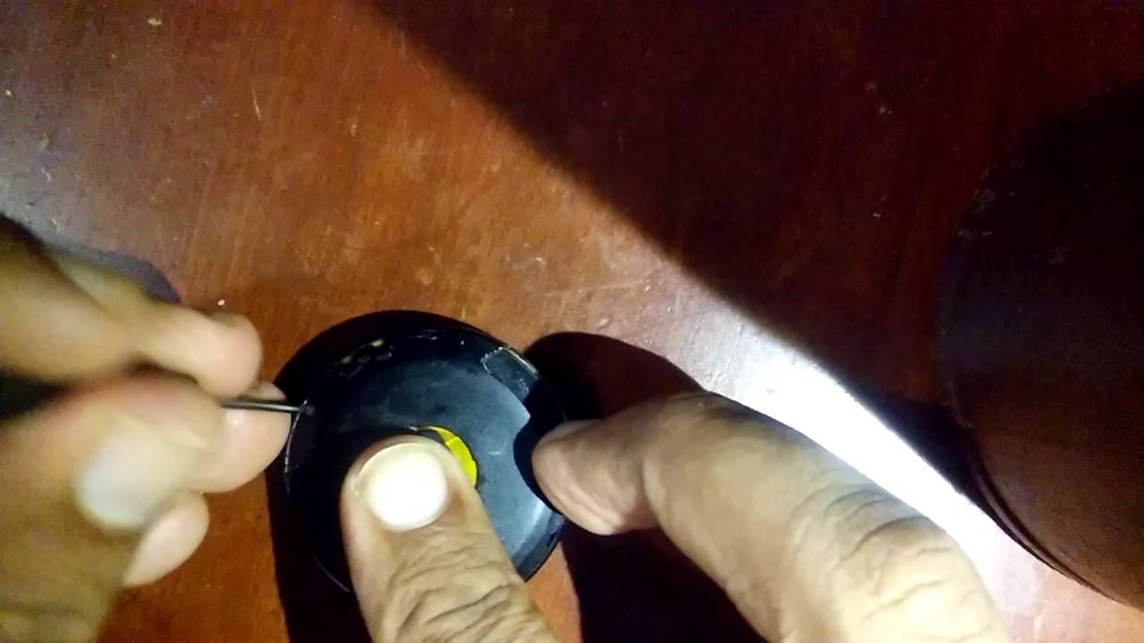 Replacing the motorola 360 battery cambiando la bateria del motorola smart watch 360