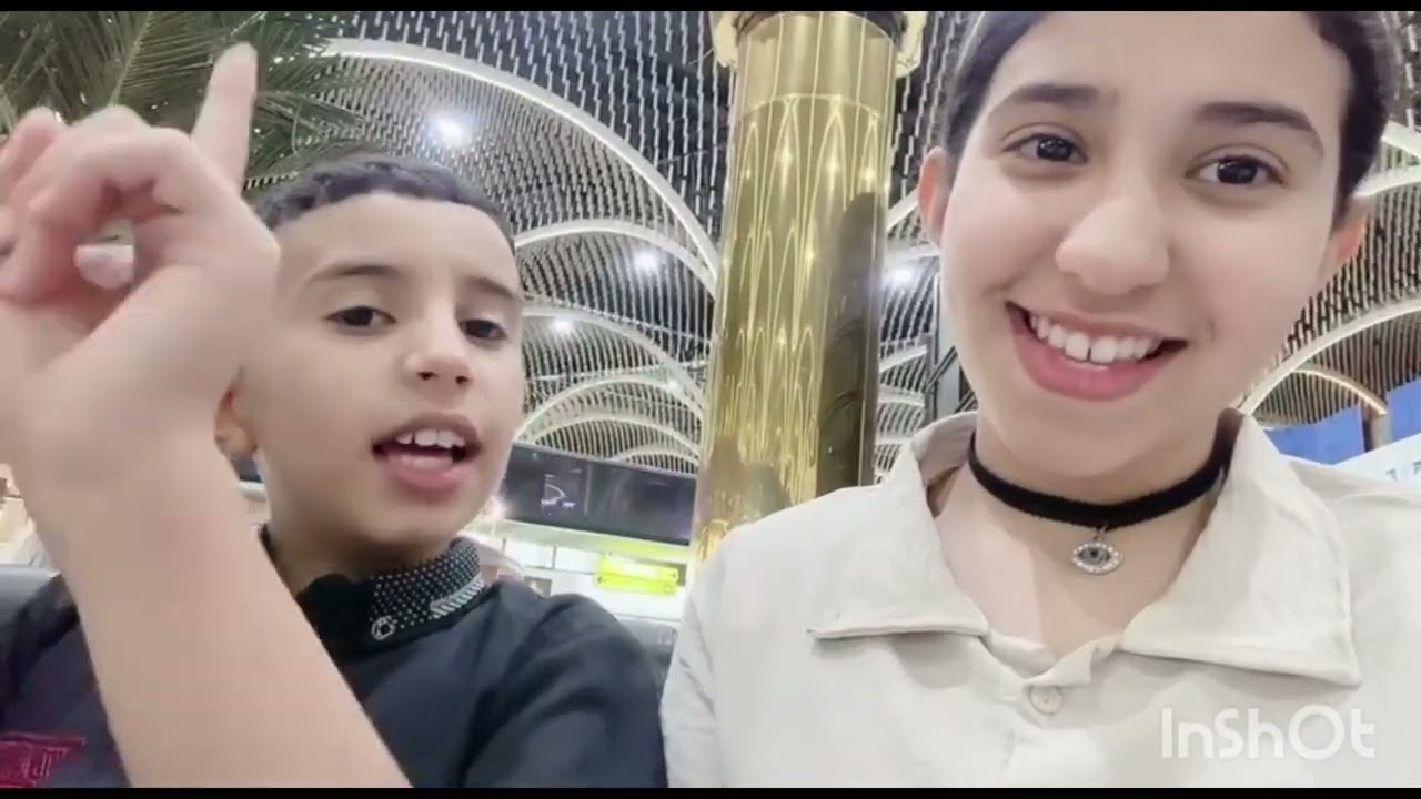 في مطار بغداد متوجهين الى ؟؟؟؟؟