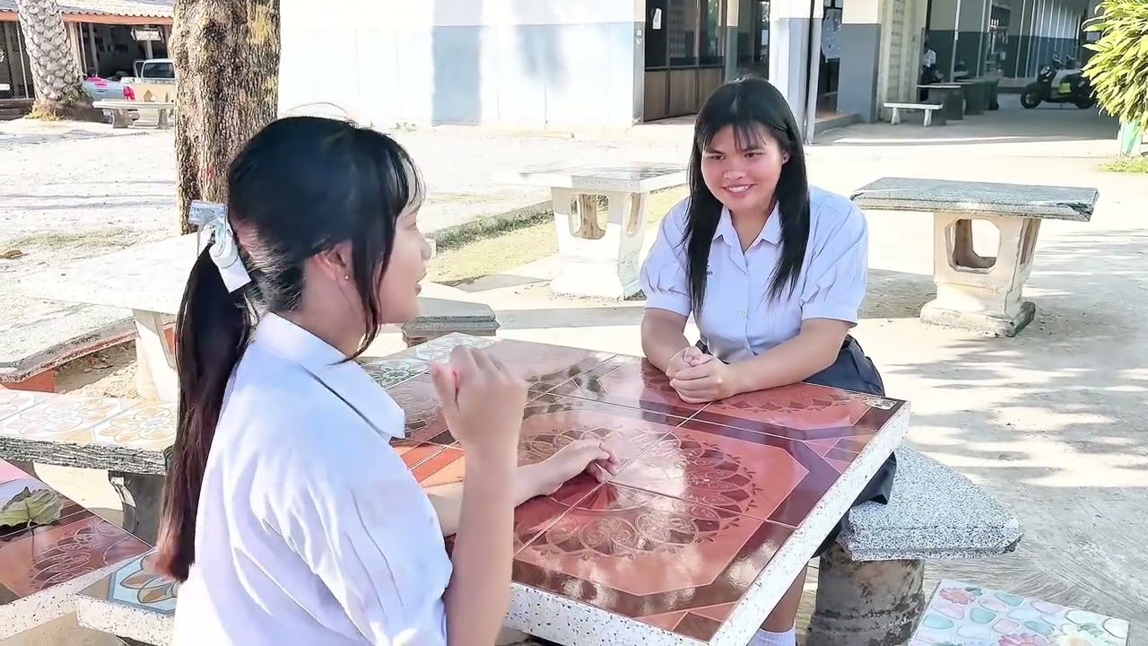 เป็นเพื่อนกันก็ดีอยู่แล้วป่าววะ