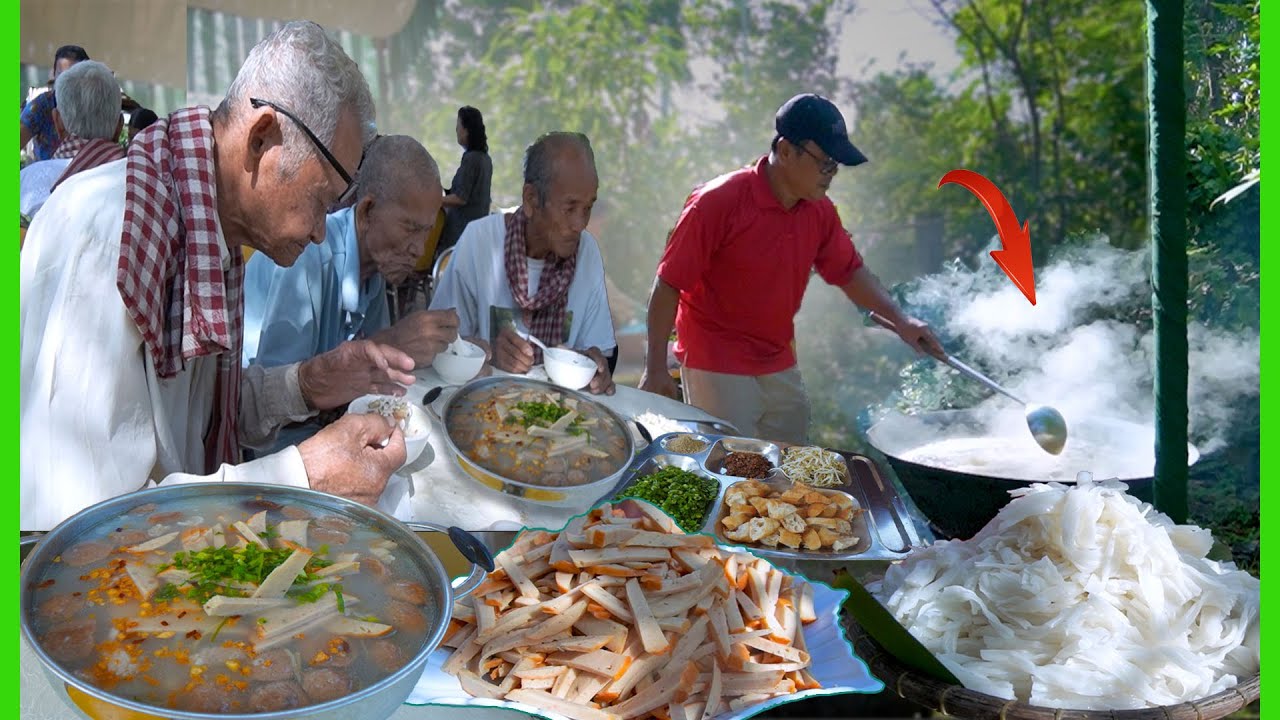 Making pork bone soup a giant pot for making porridge! Awesome food for elderly in my village.