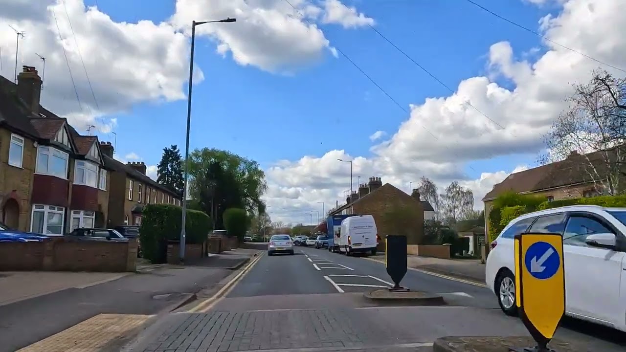 Dedworth- Dedworth High Street - Oakley Green - Windsor - Relaxing Drive - 4K