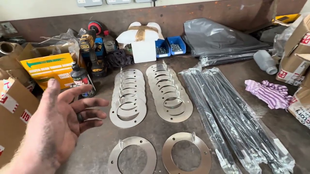 Capri Bonnet Ram Kit by Kris Duprey’s Garage!