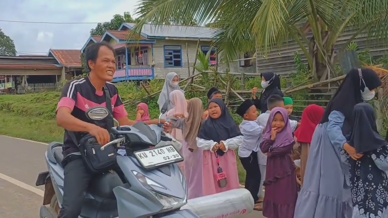 Berbagi Takjil