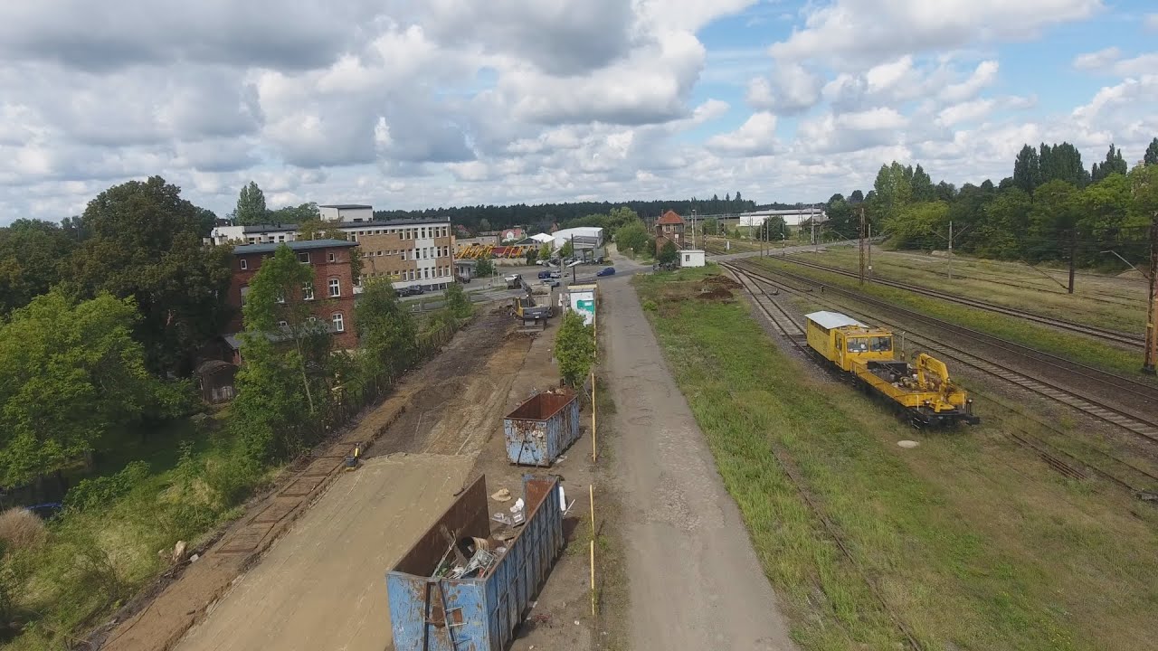 Ostrzeszów. Ulica Dworcowa w budowie