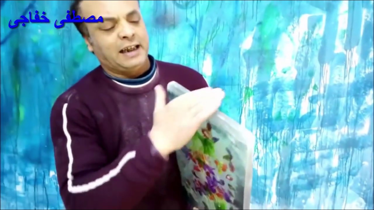 مشروع البوليستر الشفاف + ورد صناعى بلاستىك + ايبوكسى = صوانى تقديم +جمال Epoxy  على تربيزة خشب 111