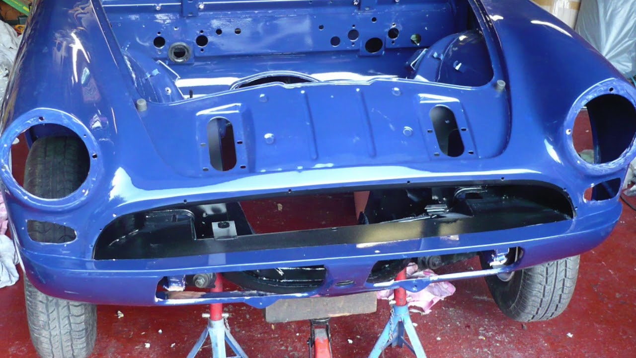 Sunbeam Alpine Series III-V, Tiger Mk I Removing the front trim