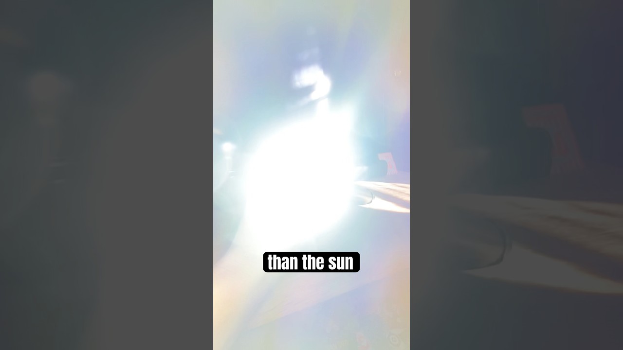 Этот фонарик невероятно яркий 🔦