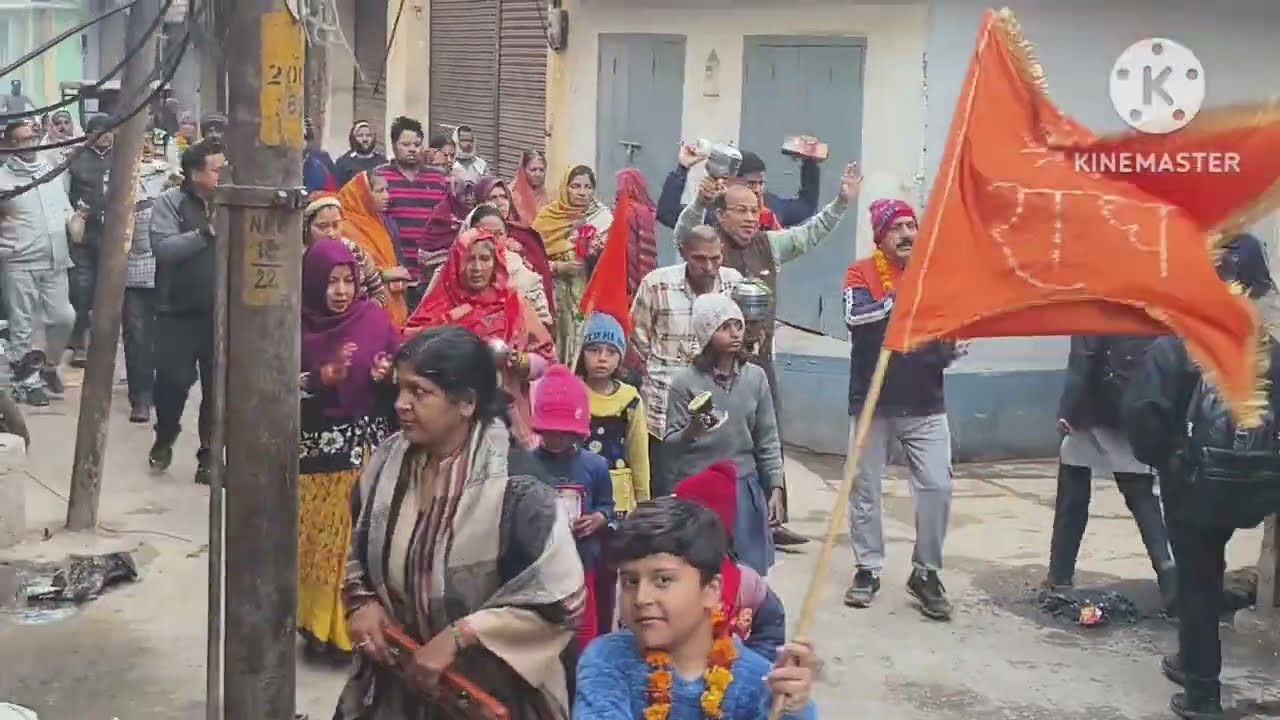19 February Atrauli mein Shri Radha Rani ki Prabhat feri