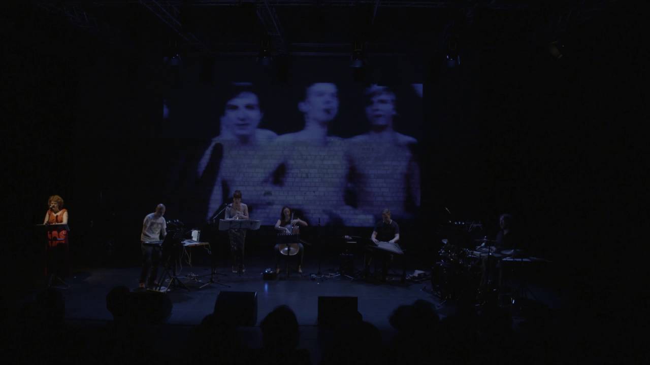 Brigitta Muntendorf - PLAY ME back and forth [Decoder Ensemble]