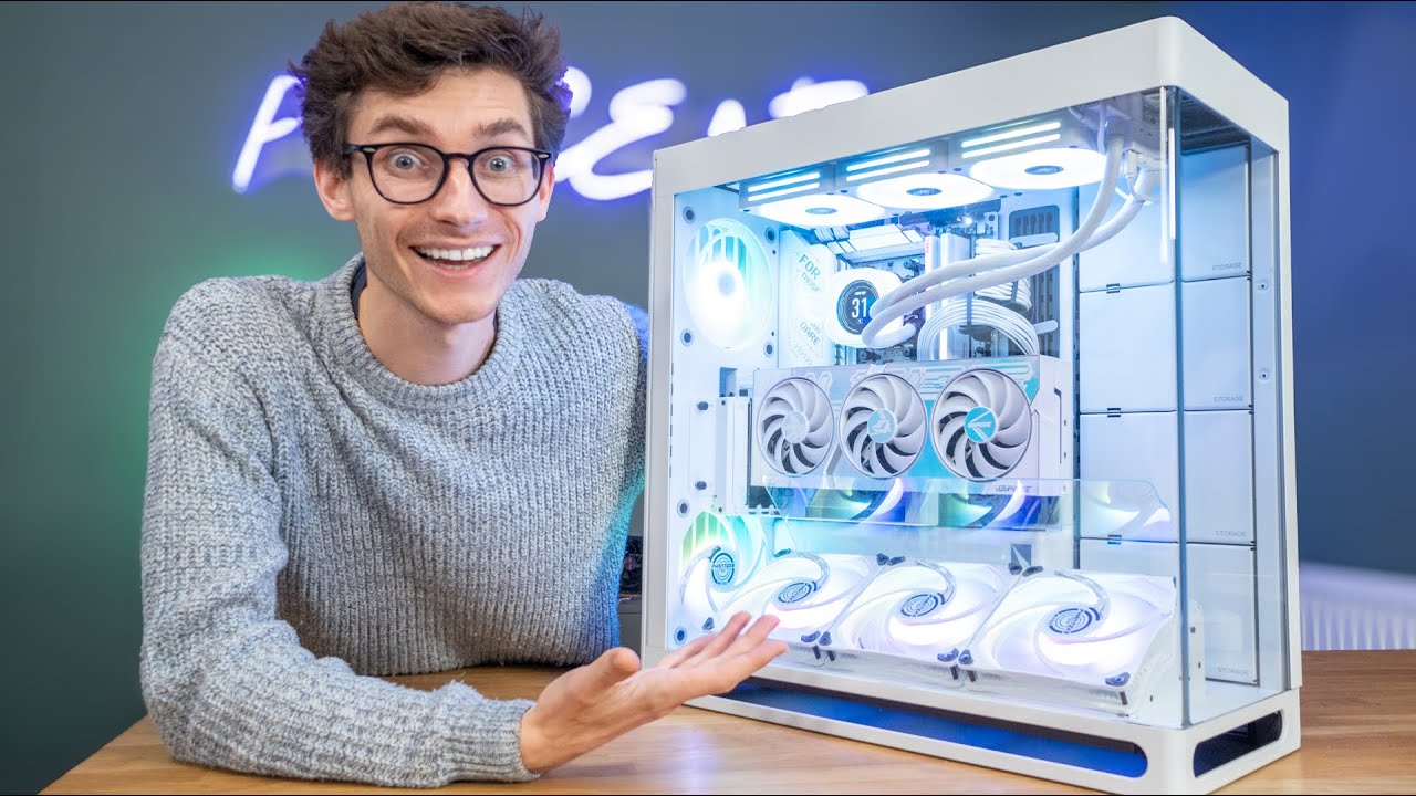The POWERHOUSE 4K Gaming PC Build 2025! 😍 RTX 4080 Super, Ryzen 9 9950X, HAVN HS420 | AD