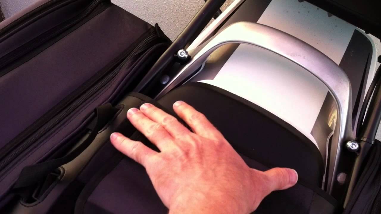 Installing the Komine SA-206 Molded Saddle Bags