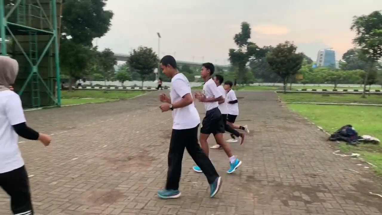 tugas UAS atletik praktek pengajaran lari sprint 