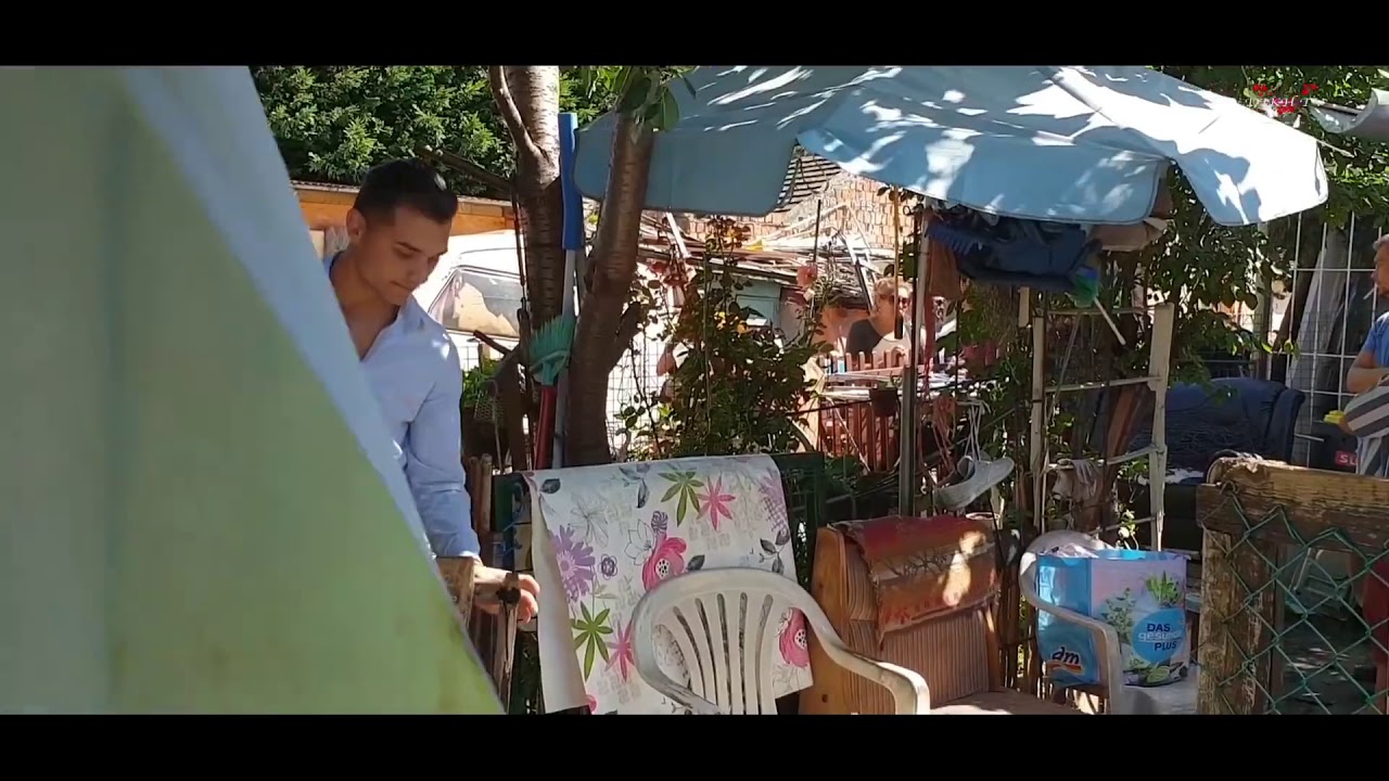 Roma Jilo ! Szomsz&eacute;domba van egy cig&aacute;nyl&aacute;ny!