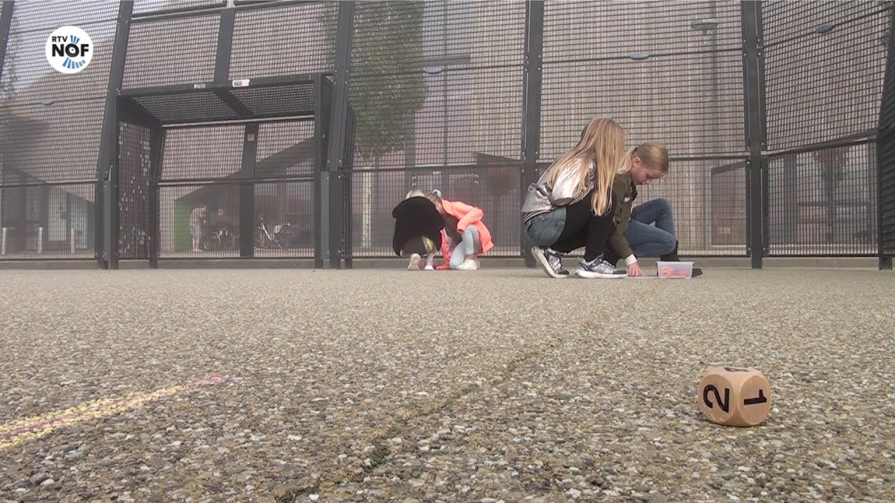 Buitenlesdag voor leerlingen basisschool CBS De Welle in Burdaard