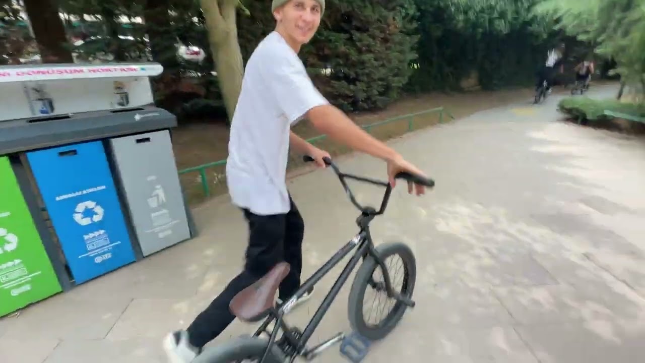 GÖZTEPE PARKI BMX VLOG #bmx @boraltintash FT. DAĞHAN YILDIZ-İSMAİL EMRE