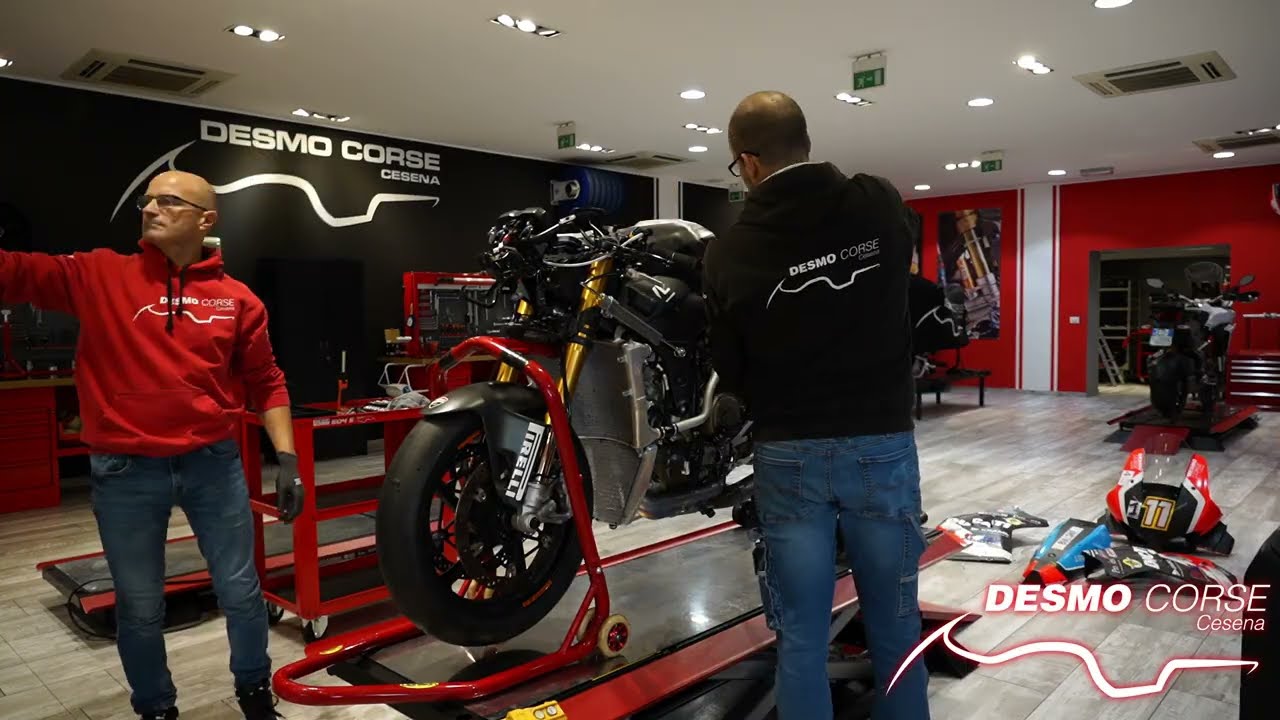 Desmo Corse Cesena | Time-lapse  Ducati Panigale 2021 Un progetto che ha segnato la mia crescita