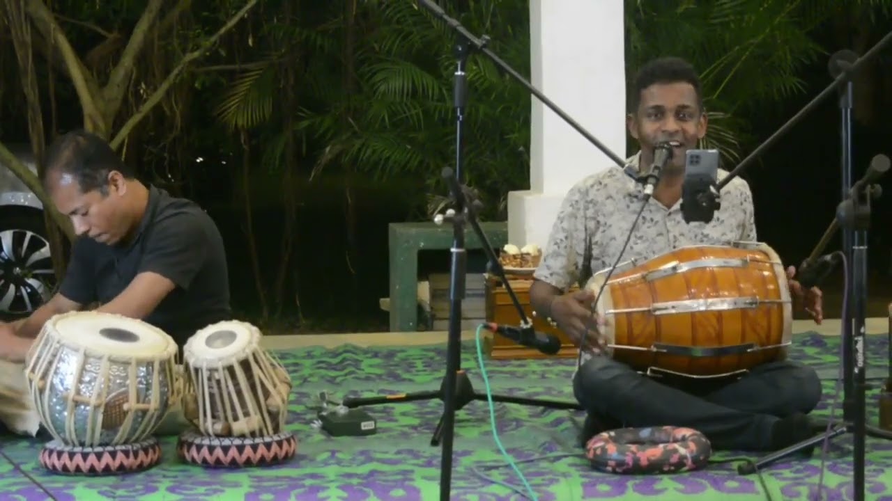 Kale ukule thiyala (Sampath Kithsiri) කලේ උකුලෙ තියාලා