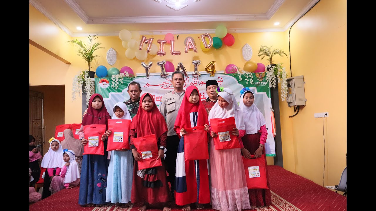 MEMPERINGATI LEBARAN YATIM & MILAD YIAI KE 4, Berbagi 10kg Beras Untuk Dhuafa