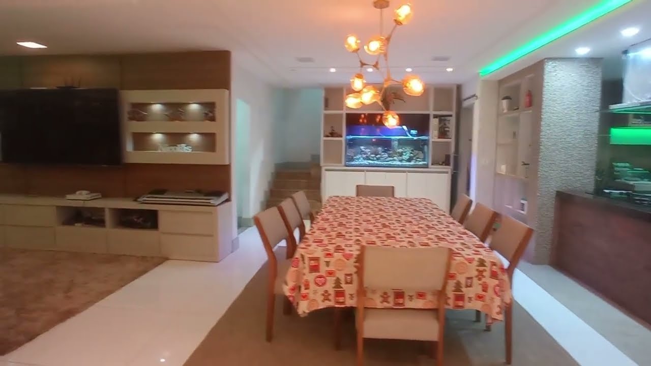 LUXUOSA CASA EM NOVA GUARAPARI!! MUITO CONFORTO E SOFISTICAÇÃO.