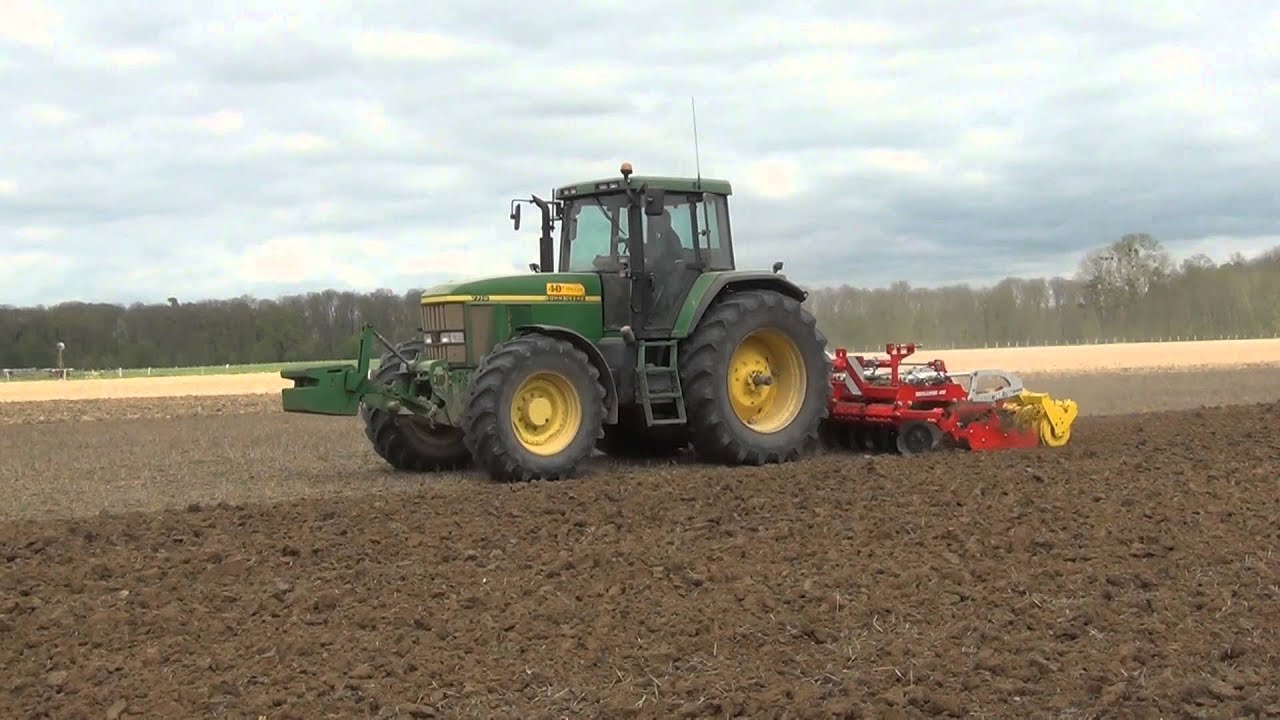 JOHN DEERE 7710 et Pöttinger Terradisc 4 m au déchaumage dans la Marne en 2014