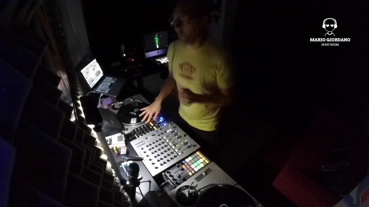 Mario Giordano - In My Room 06