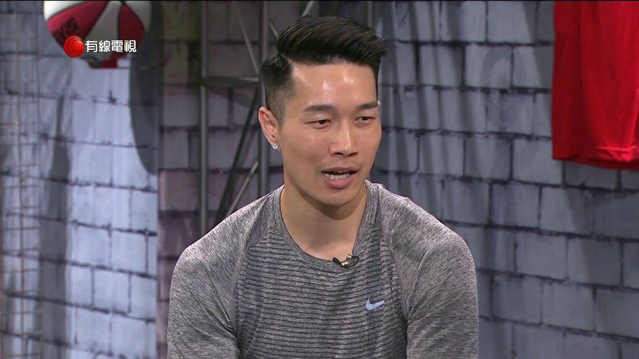「球員有球員嘅工作、球迷有球迷嘅工作，大家盡情享受比賽吧!! 那些聲音也不會影響自己在場上嘅表現。」  南華控衛羅意庭