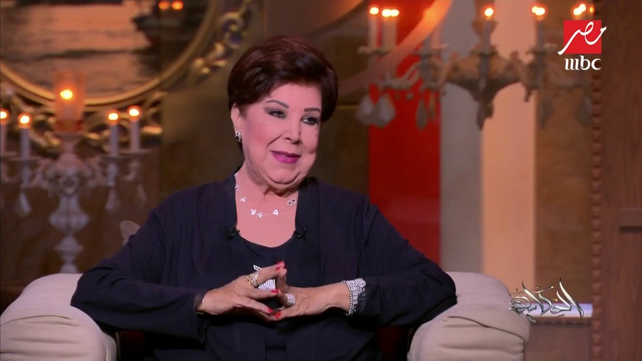هل الزوج من حقه منع زوجته من نزول البحر؟.. رجاء الجداوي: من حقه يقولها ومن حقها ترفض