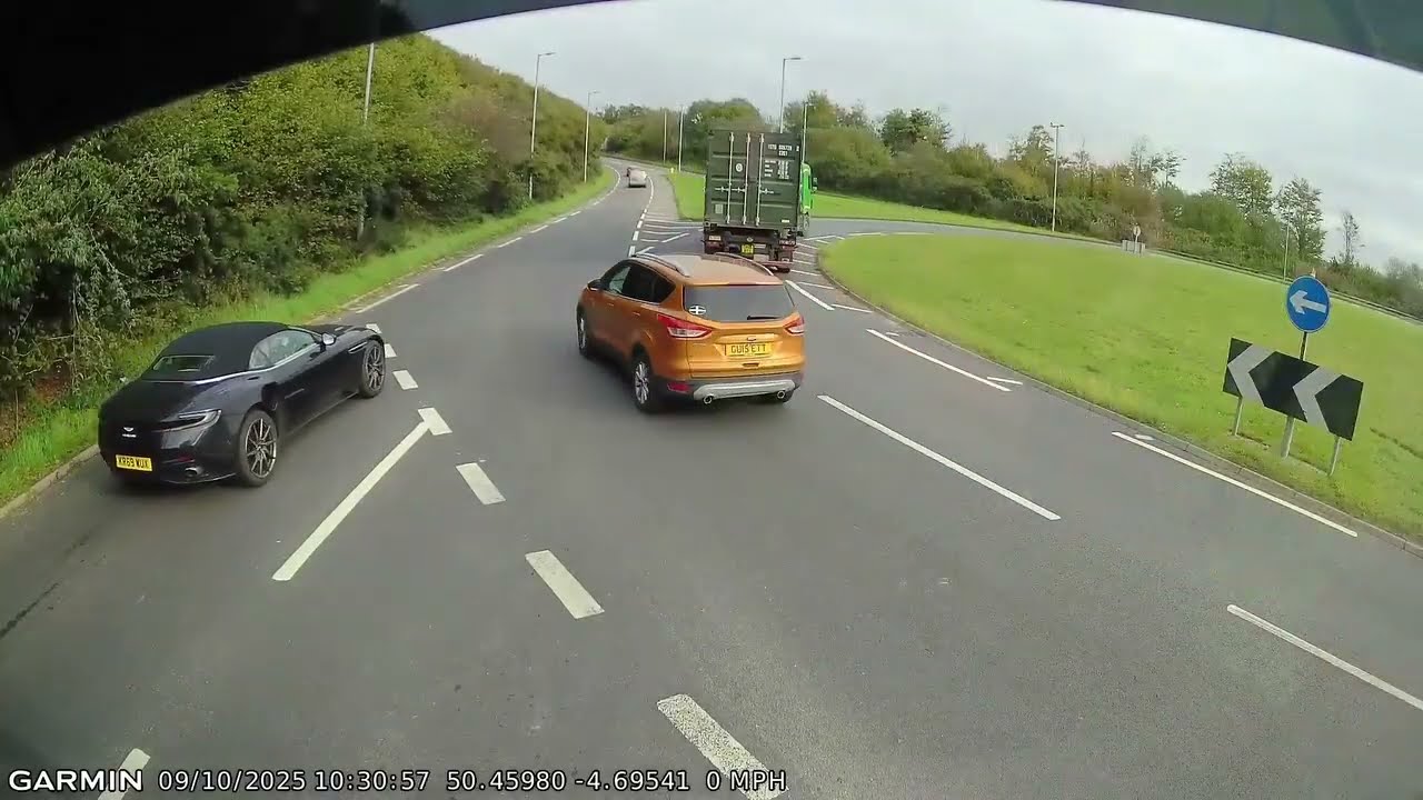 Dash Cam October 2025