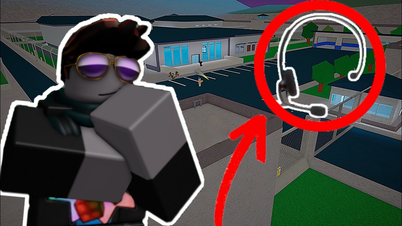 Playing Roblox with the WORST Mic Ever 💀