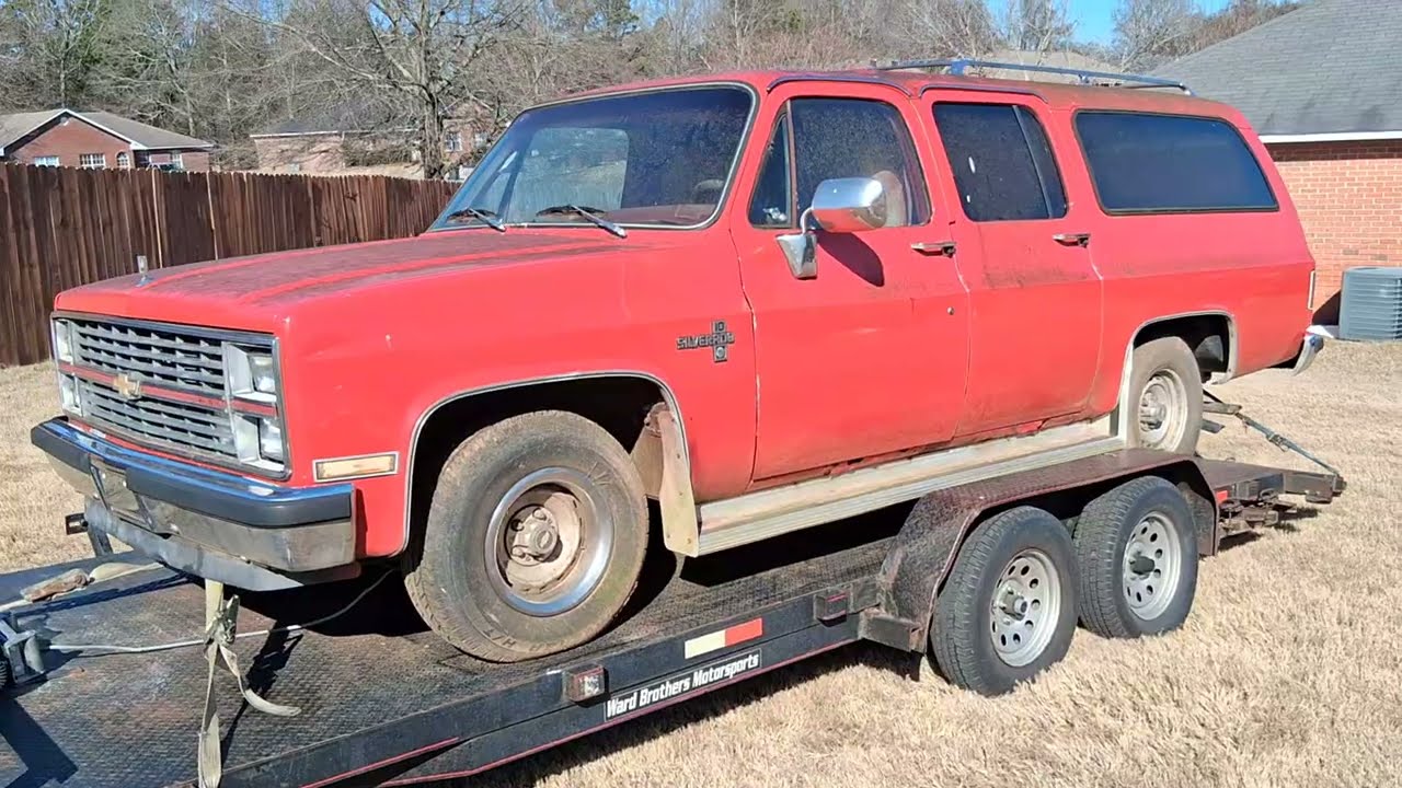 1983 Suburban Walk Around