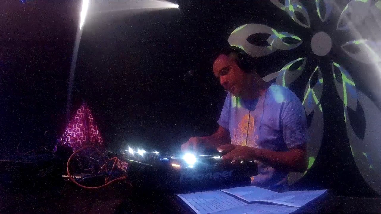 DJ MAD @ The Voyager (Bom Voyage, Melkweg Amsterdam)