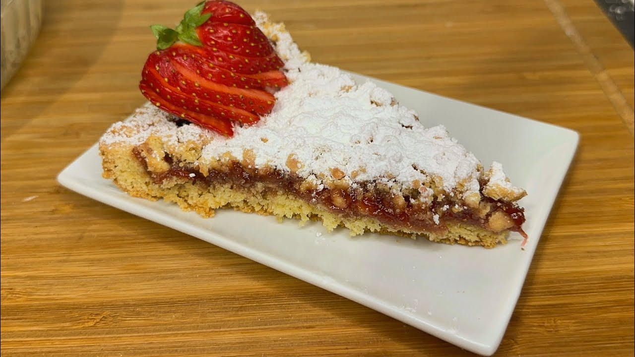 TARTE CRUMBLE aux FRAISES/ كرامبل بالفراولة| Take A Look