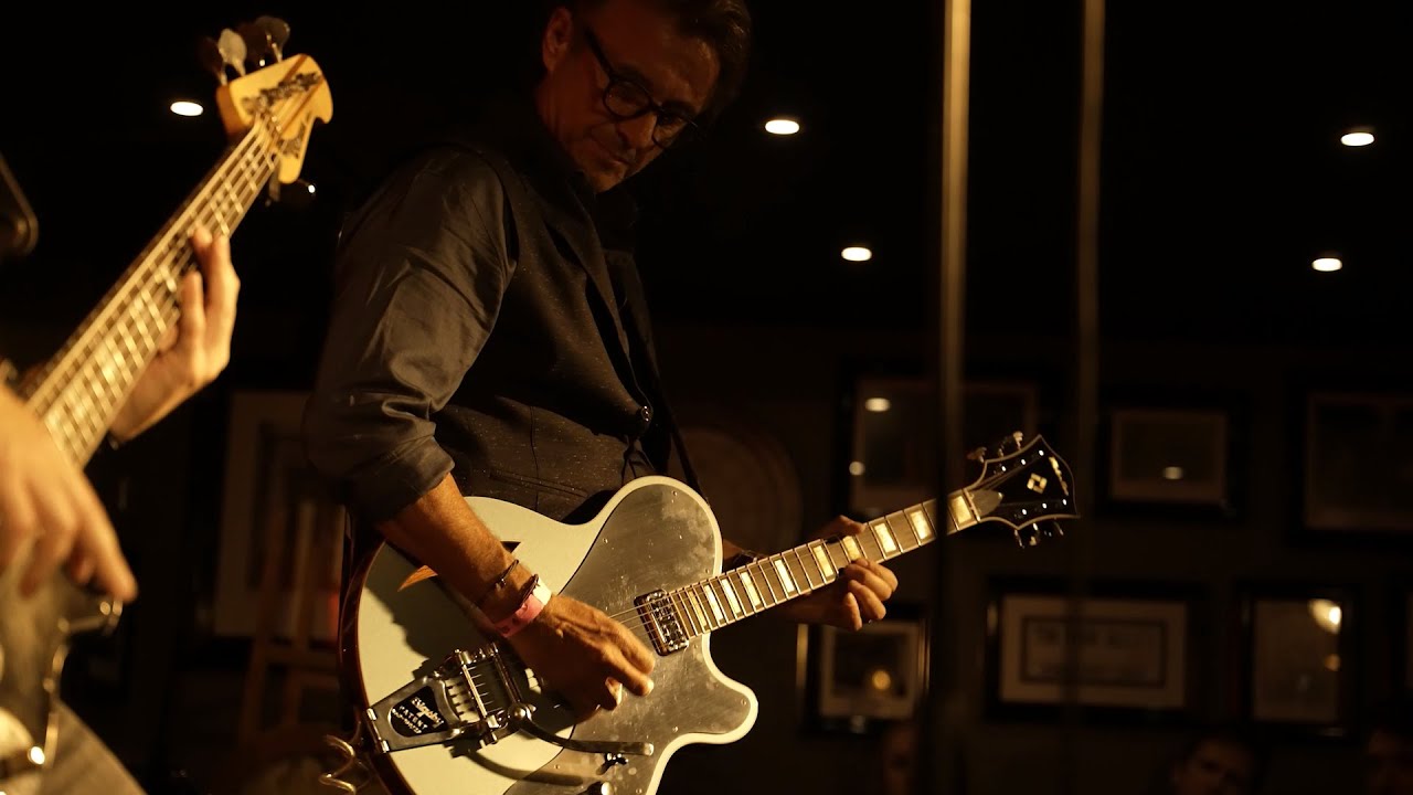 Punt Guns // Monster Tamer [Frontenac] live at Spice of Life, Soho