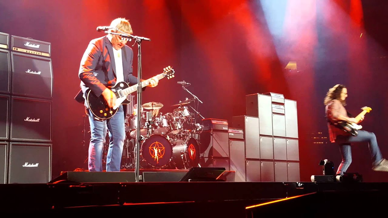 Rush  YYZ  R40 tour
