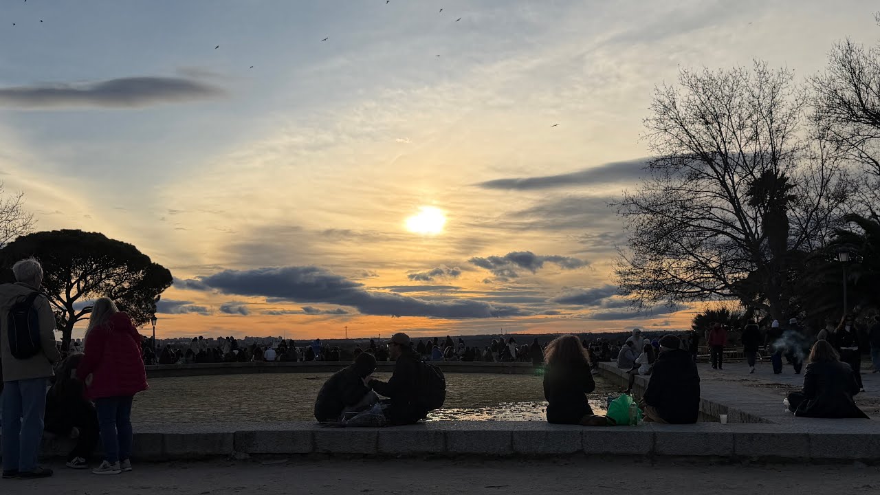 PANORAMIC MADRID SPAIN VIEW FROM MOUNTAIN: Sunset, crowds, and romantic atmosphere