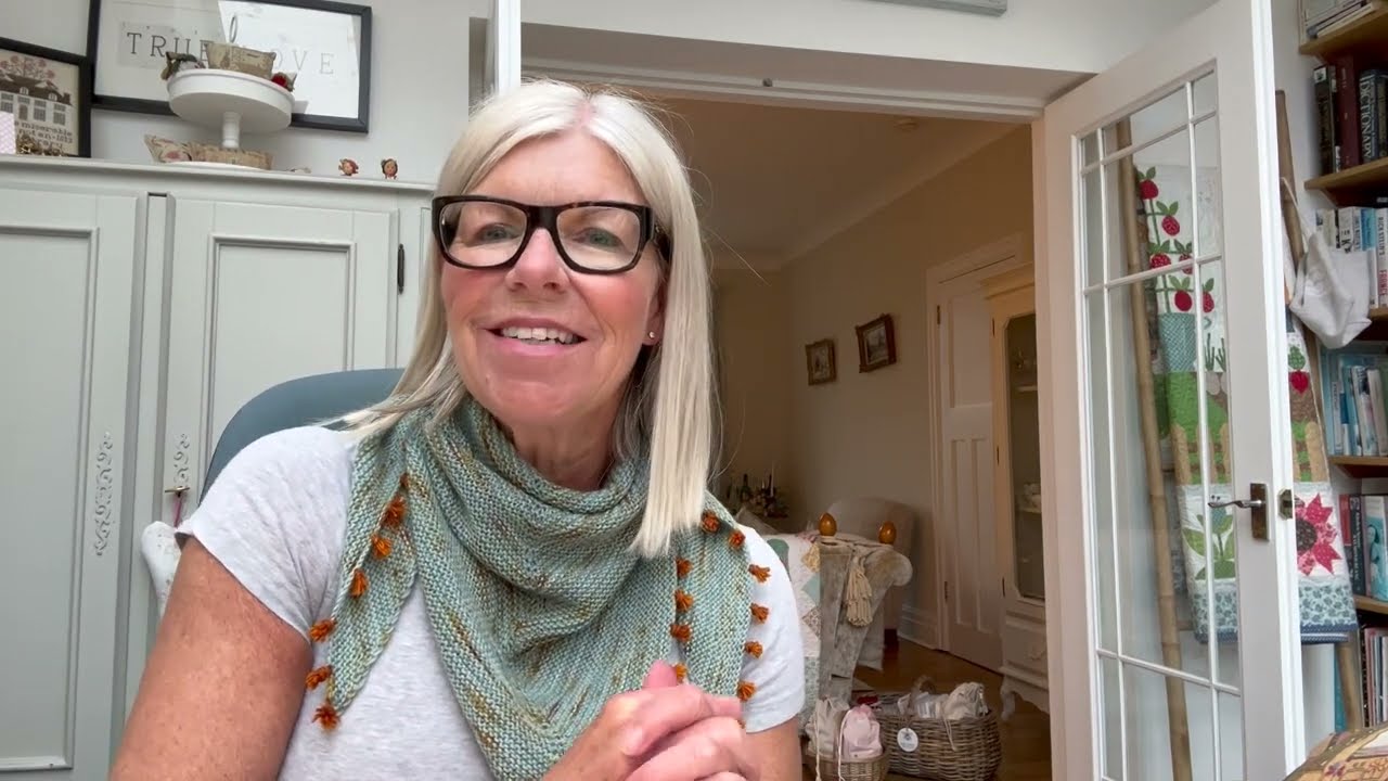 Flosstube 11 - WIPs, a Shawl and Market Haul