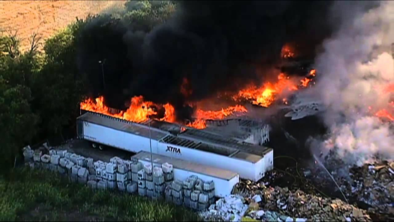Fort Worth Recycling Center Fire - SKY 4