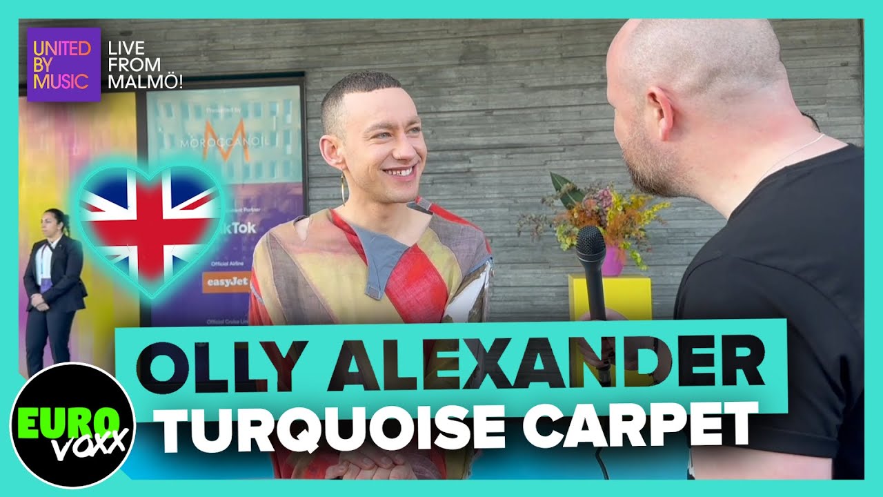 🇬🇧 OLLY ALEXANDER - DIZZY (TURQUOISE CARPET INTERVIEW) // UK EUROVISION 2024
