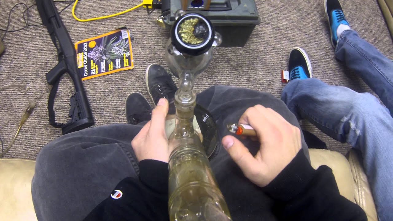 Pov HD Basement Bong Sesh