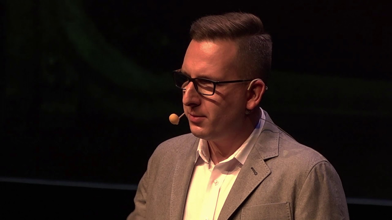 Ewolucja zamiast rewolucji &ndash; czy musimy osiągnąć szybko sukces? | Rafał Ferber | TEDxPoznan