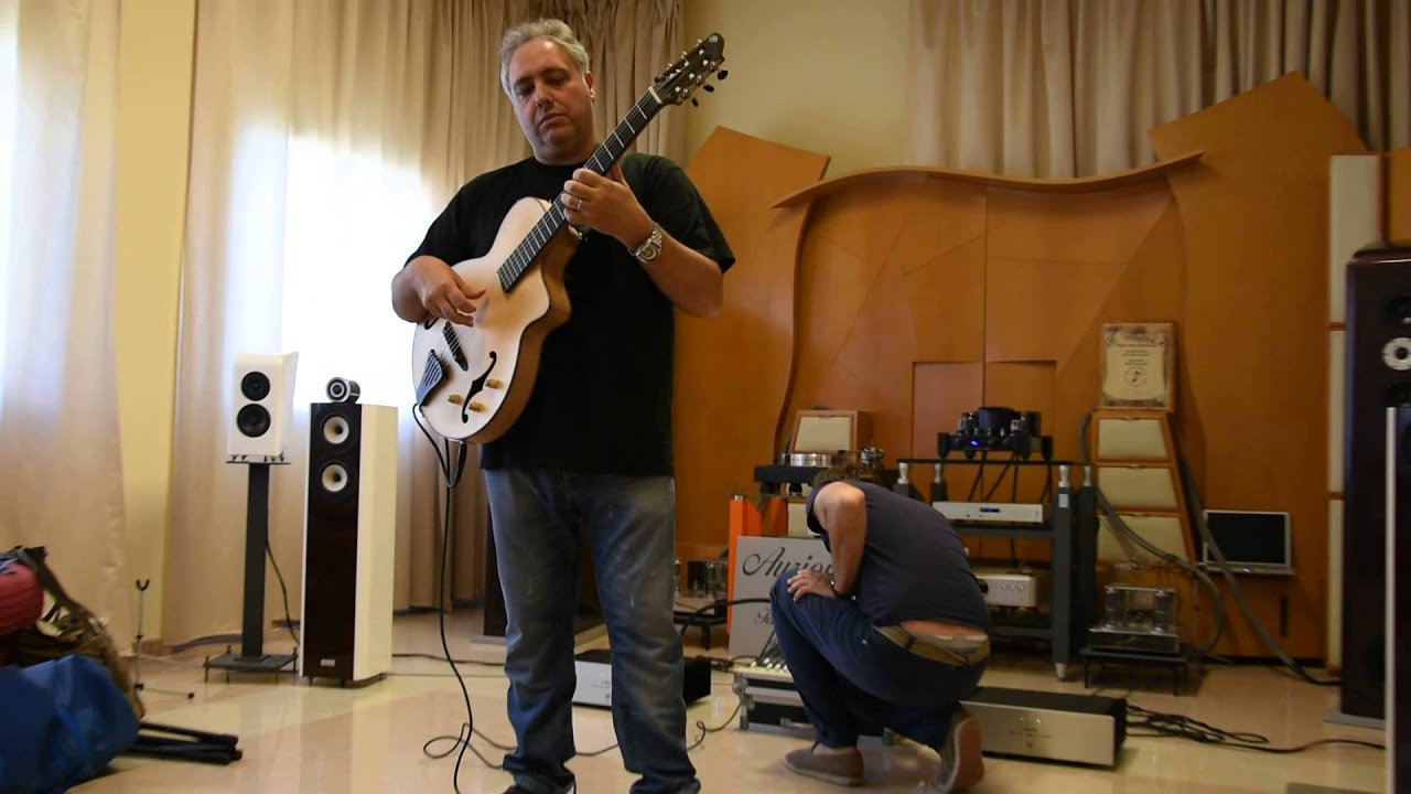 Francesco Buzzurro in Hi-end